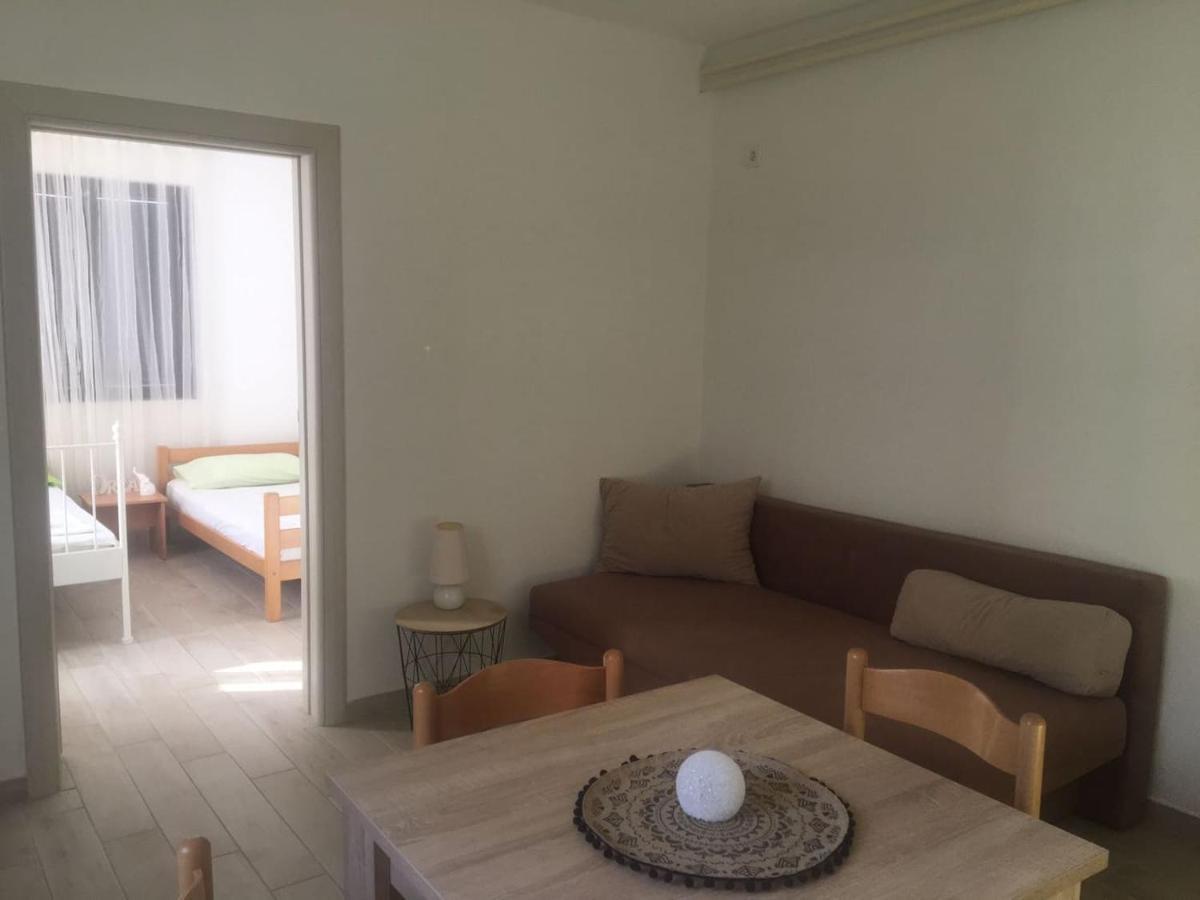 Apartments Nikovic Risan Exterior foto