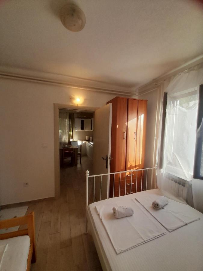 Apartments Nikovic Risan Exterior foto