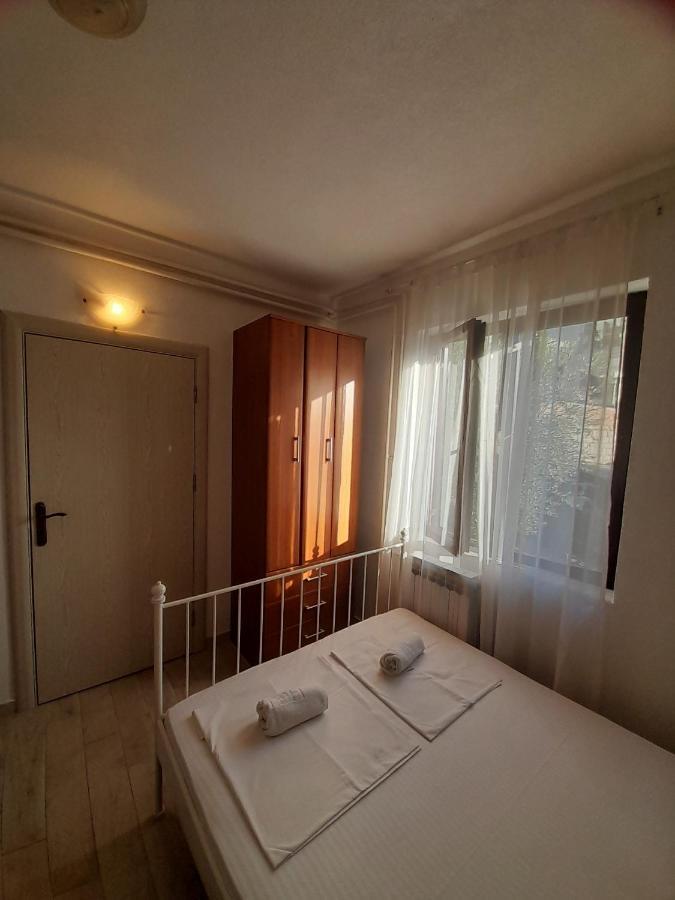 Apartments Nikovic Risan Exterior foto