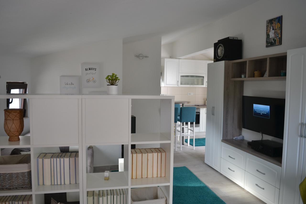 Apartments Nikovic Risan Exterior foto